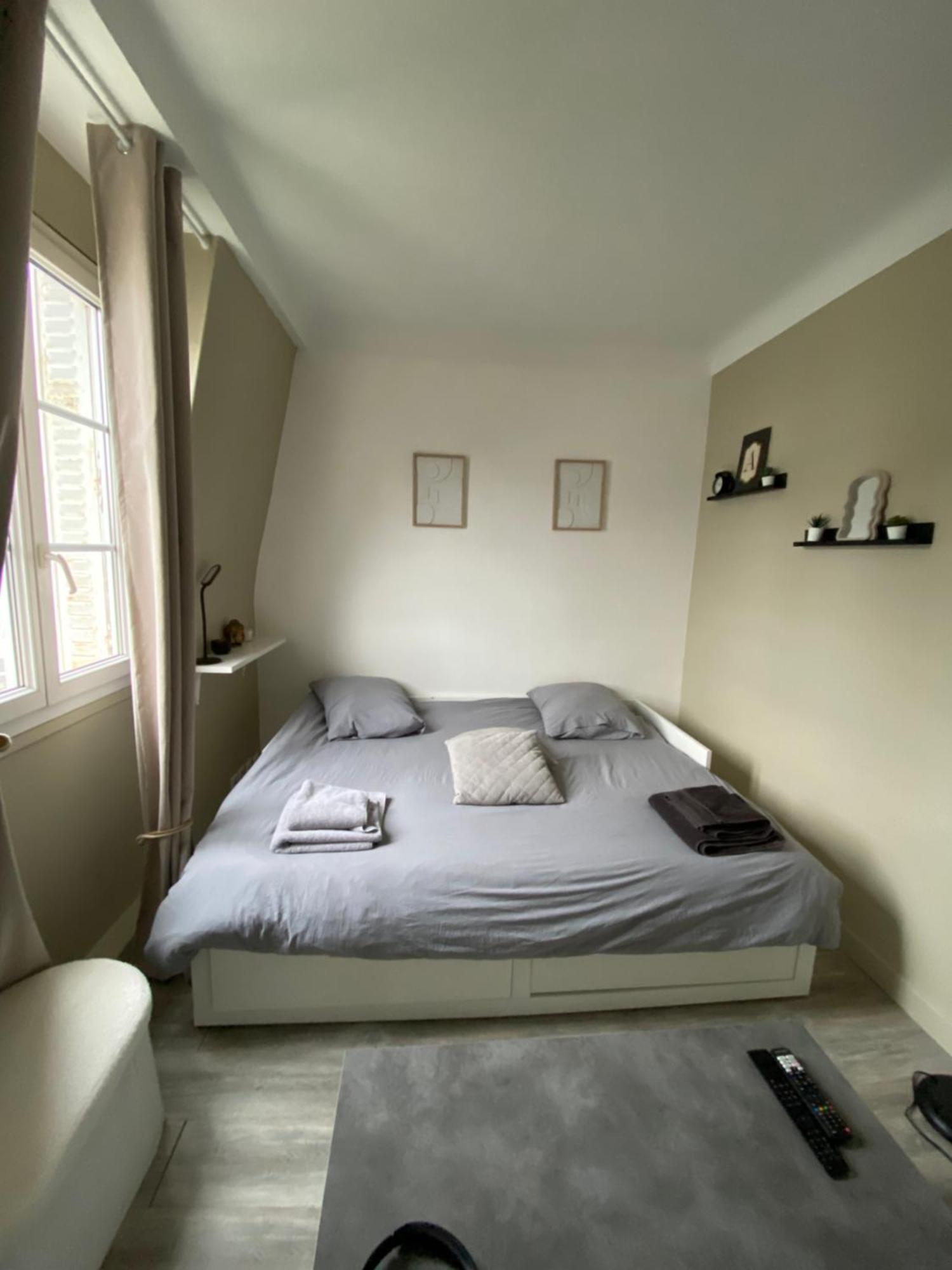 Appartement Vue Tour Eiffel Ligne 14 A Cote De Paris Gentilly Eksteriør billede